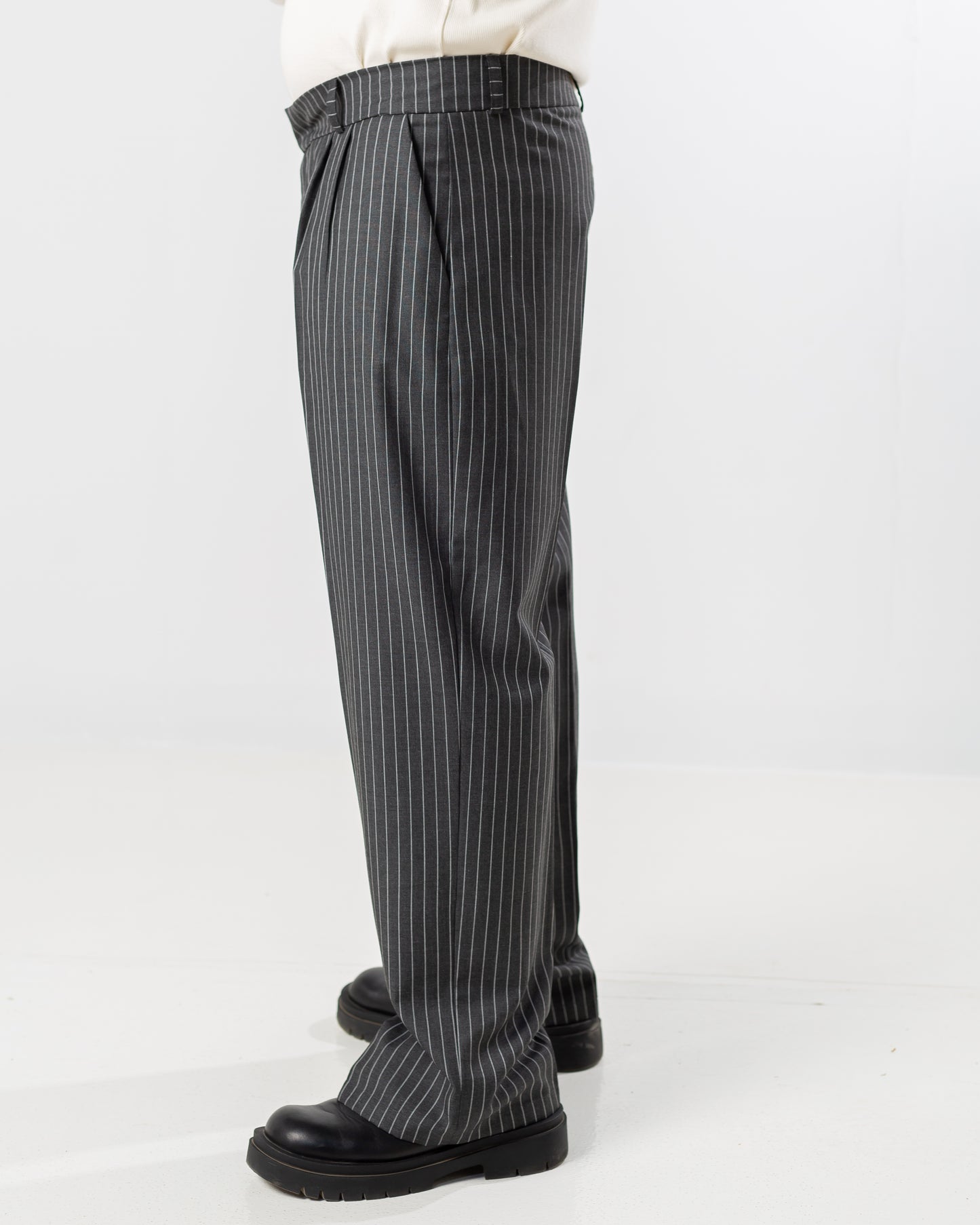 PINSTRIPED P PANT