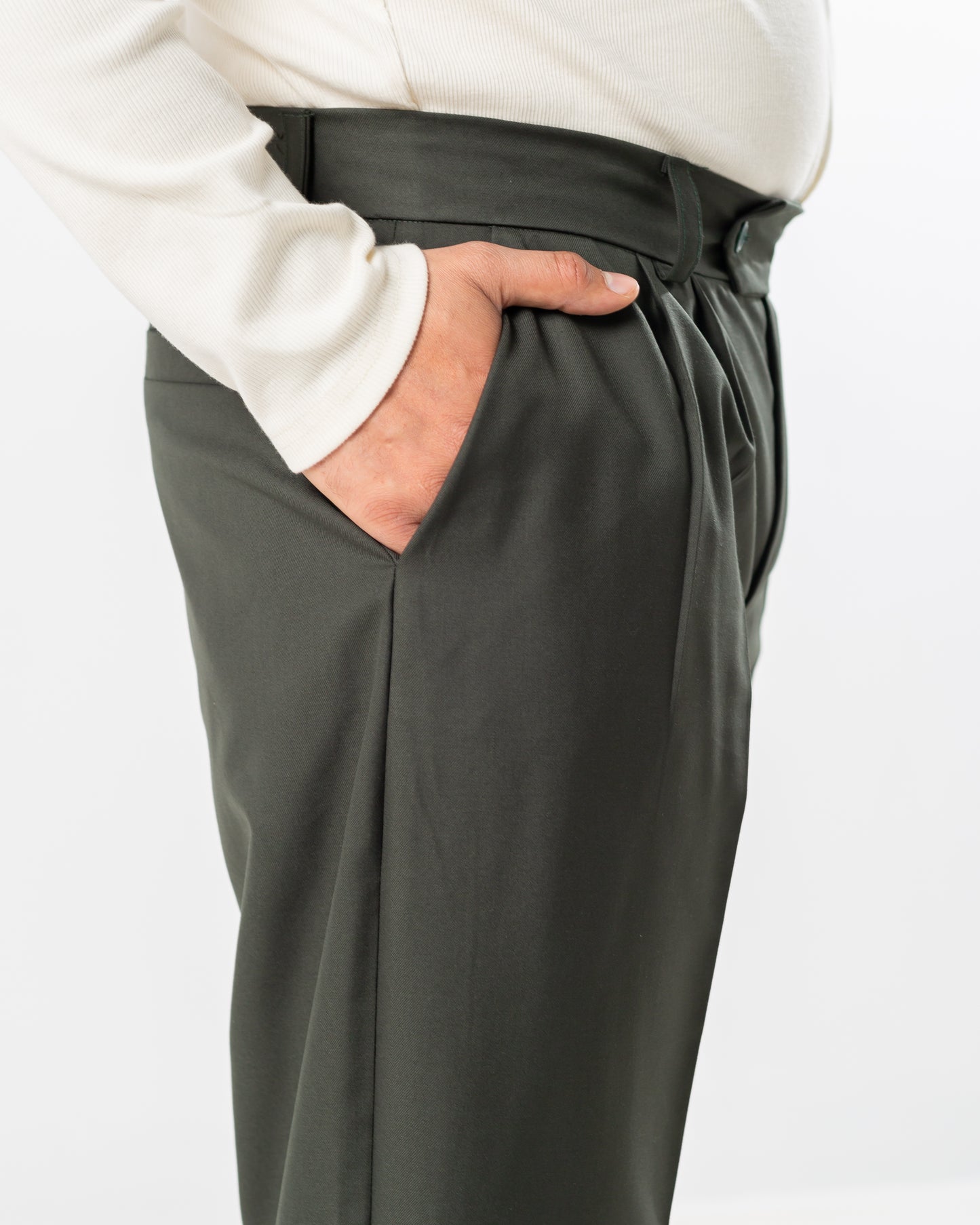 PLEATED PANTS DARK GREEN (ALL SEASONS)